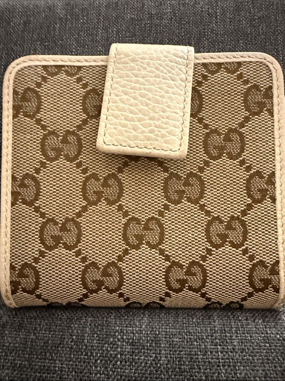 Pre owned luxury Gucci GG Web canvas compact wallet